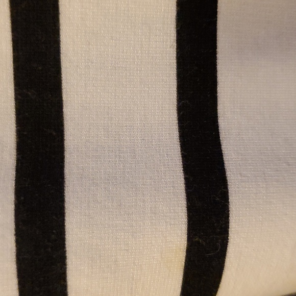 Chicos Black and White Striped Top Sz Xlrg/3 & Tote - Picture 4 of 12